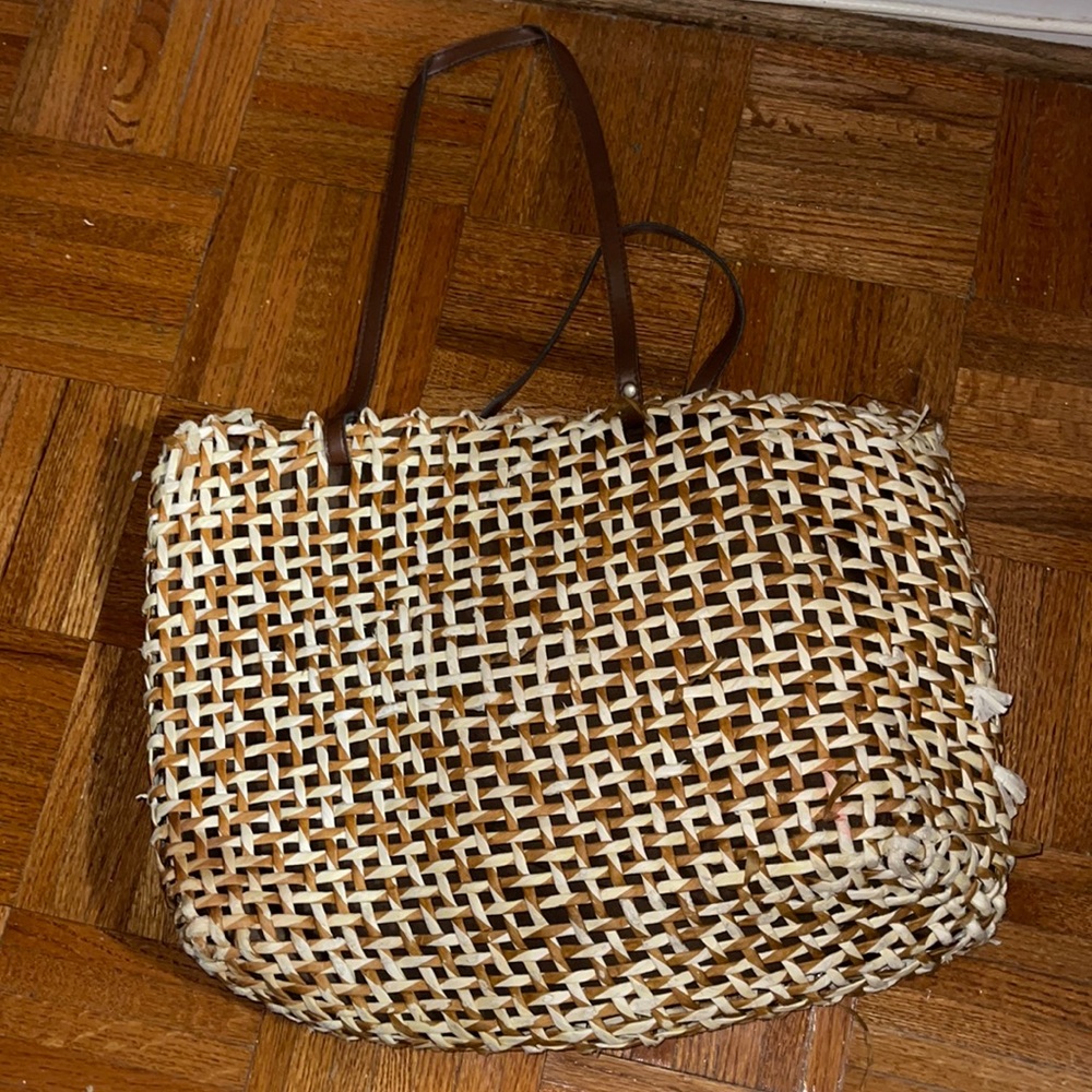 Tan and cream rattan fringe beach tote bag brown leather handles snap closure